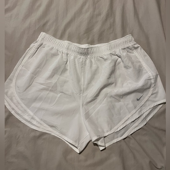 NWOT Nike Shorts - Picture 1 of 3